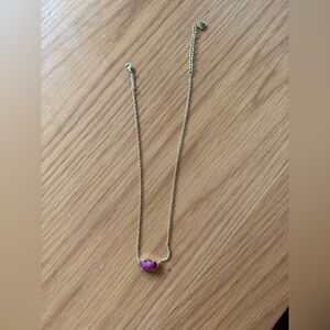Kendra Scott pendant necklace